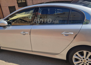 Renault Latitude Diesel Manuelle 2012 à Tanger