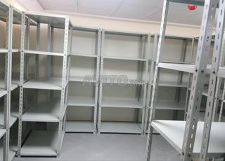 Rayonnage métallique fabrication sur mesure dispo