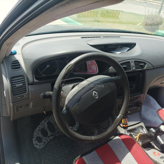 renault  Laguna2 essence 