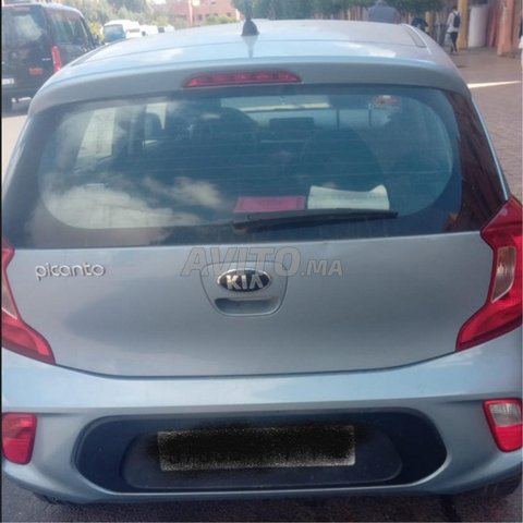 Kia Picanto Essence Manuelle 2020 à Marrakech