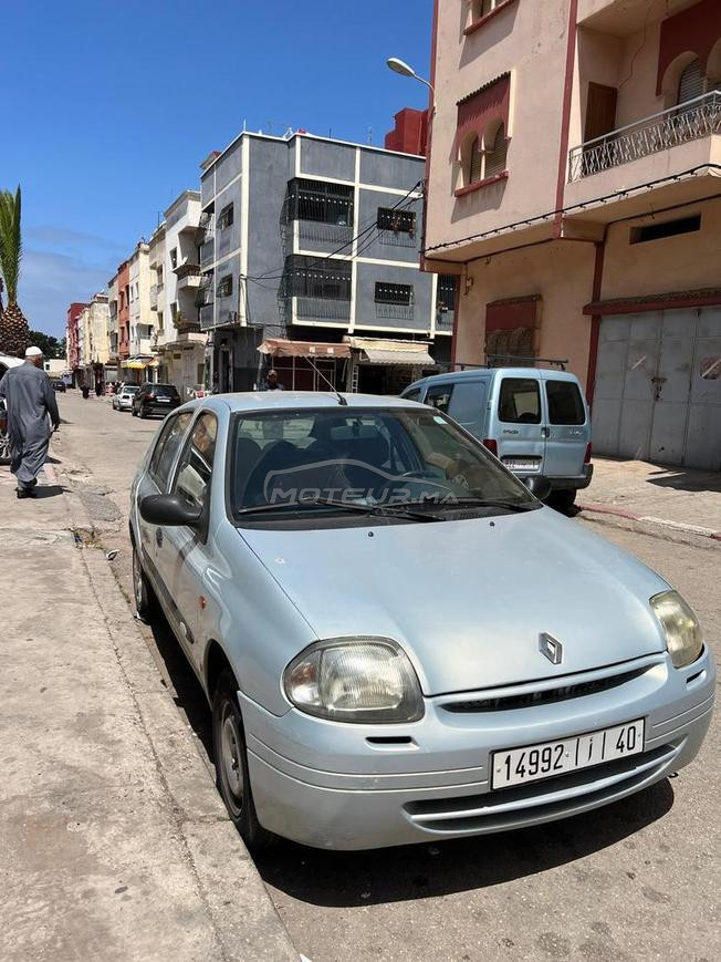 Renault Clio 2 eme Main ✋