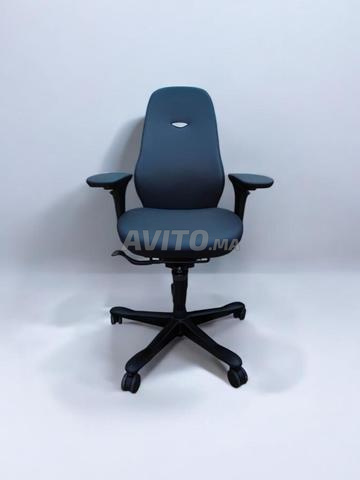 Chaise à roulette Kinnarps cuir accoudoir 3D Gel - 2