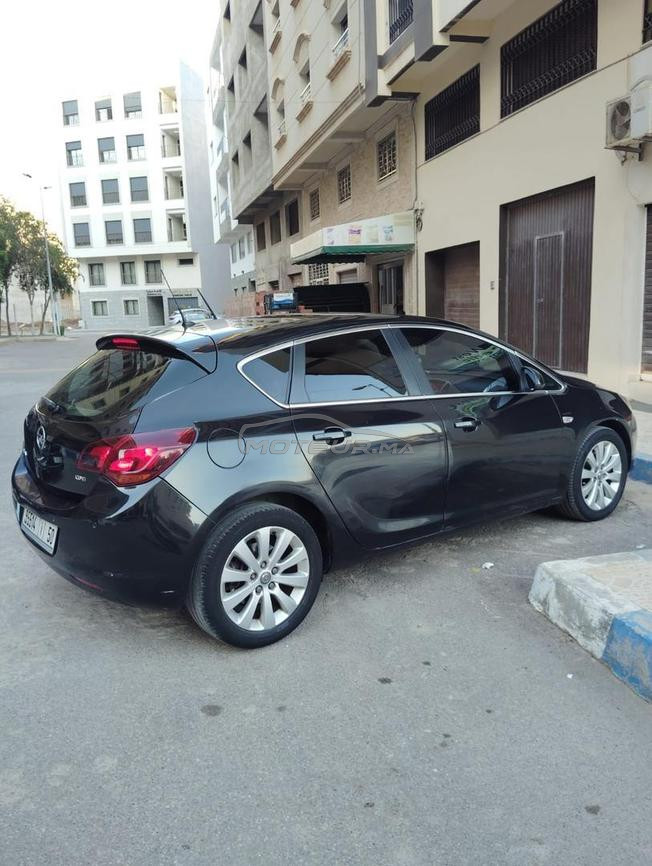 Opel Astra Diesel Manuelle 2012 à Nador
