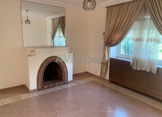 villa lumineuse bien fini a vendre au centre 