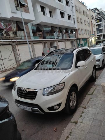 Santa fe II 4*4  fin 2012 en bon etat