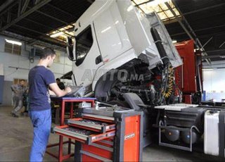 Technicien en réparation des engins - poids lourds