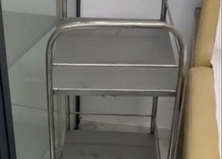 chariot, divan, escabeau,  feuteuil 