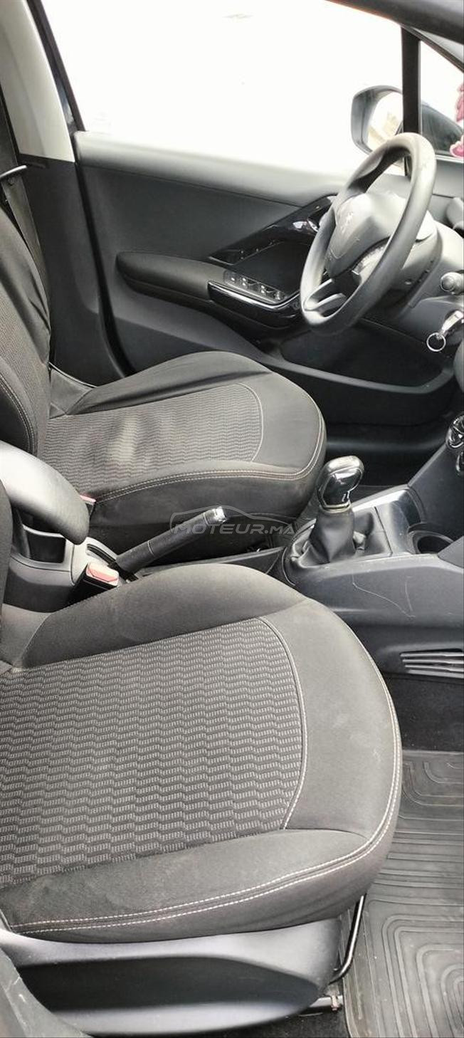 Peugeot 208 tt option La voiture rien a dire 