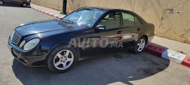 ميرسيدس e220