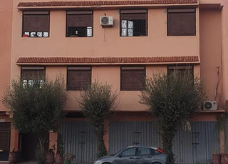 منزل شبه تجاري للبيع موقع ممتاز