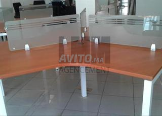 مكتب أنيق يخلي الخدمة ديالك مرتبة