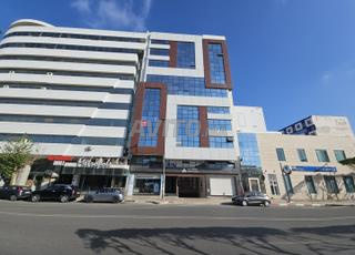 محل تجاري جاهز ، شارع محمد الخامس القنيطرة