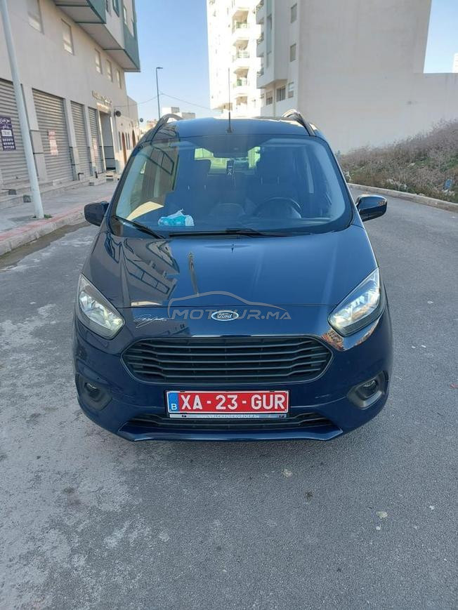 سيارة فورد كورير 