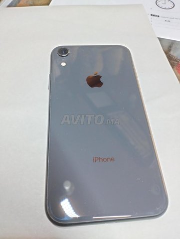 iphone XR 128 GO