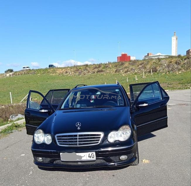 Mercedes-Benz 220 Diesel Manuelle 2005 à Tanger