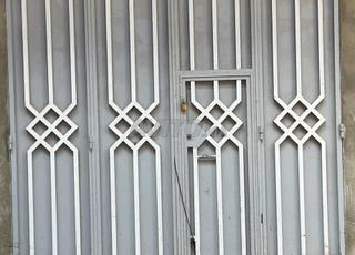 Garage dyal stock w tkhzin