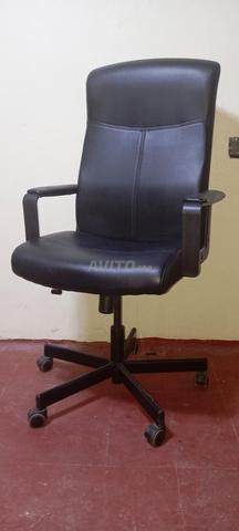 Fauteuil de bureau simili cuir noir avec accourdoi - 2