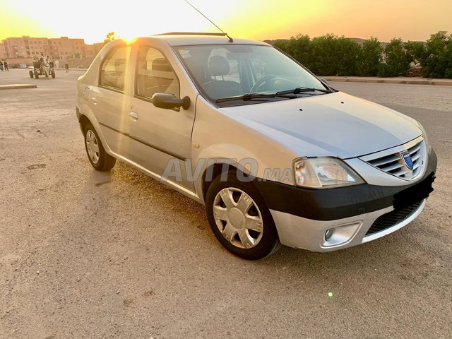 Dacia Logan Essence 1er main2008 à Marrakech