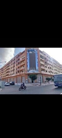 استوديو في الطابق الرابع للإيجار - 2