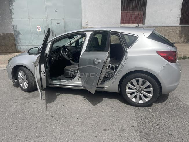 Opel Astra Diesel Manuelle 2012 à Casablanca