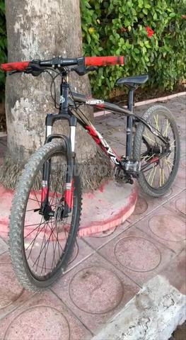 Vélo à vendre prix négociable 