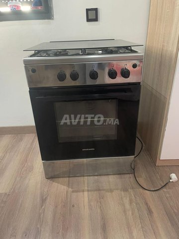 Cuisinière Arthur Martin 60 cm Inox Très bon état