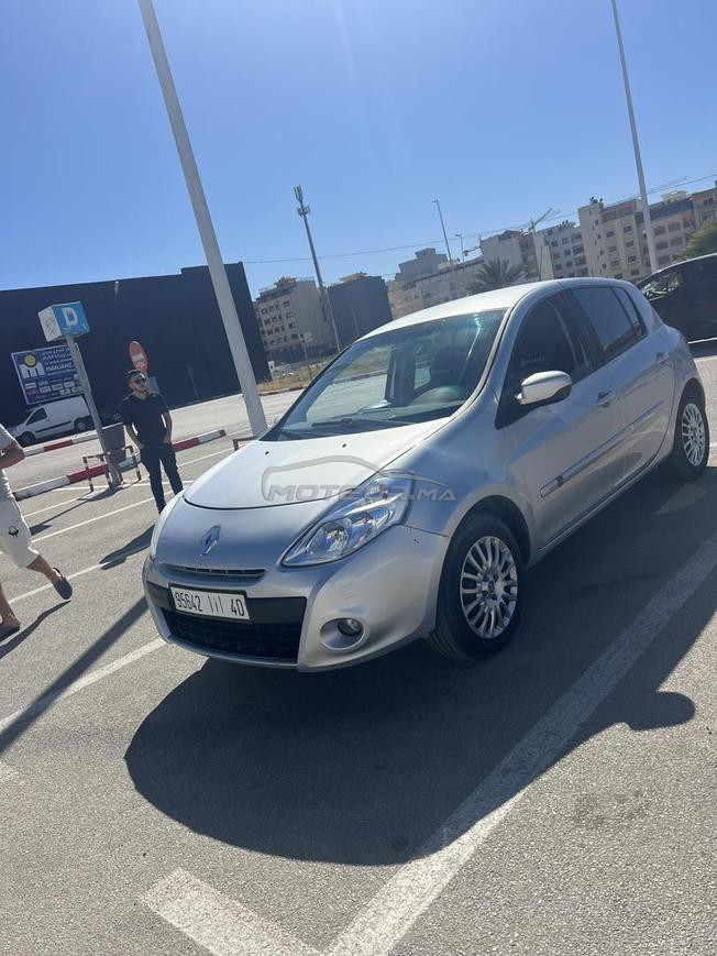 CLIO 3 à vendre
