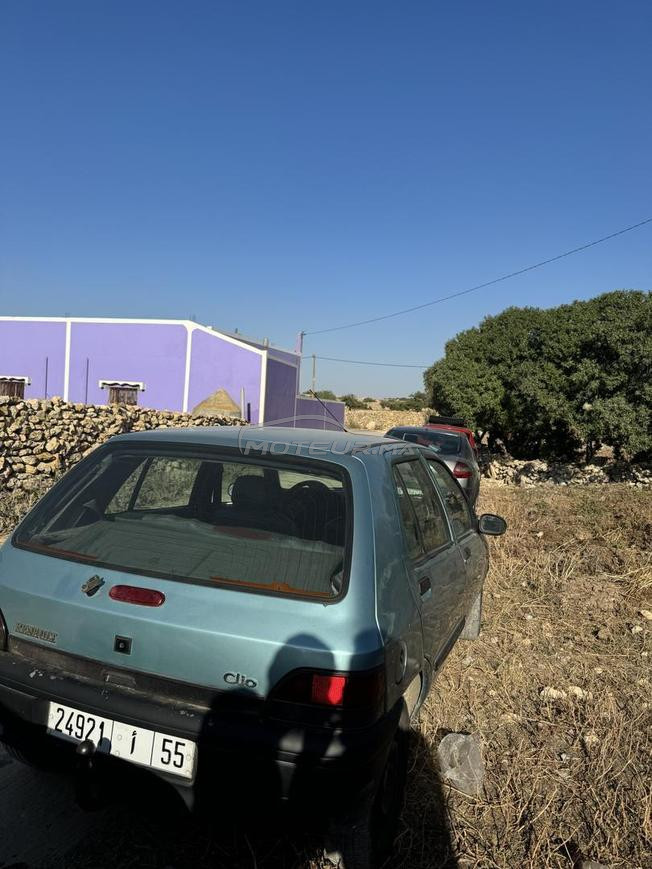 raunou clio 1 bon etat