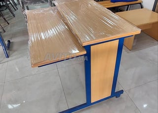 table individuelle 70*50 avec casier métallique ]@