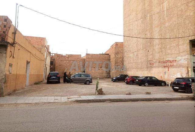 A VENDRE TERRAIN 374m2 RDC/4 ÉTAGES OUJDA CENTRE