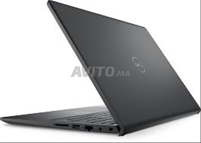 Dell Vostro 3520 NEUF core i5 32G RAM, SSD, 256G