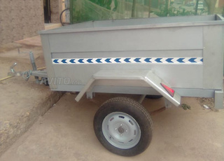 À VENDRE  Chariot voiture neuf tout terrain 