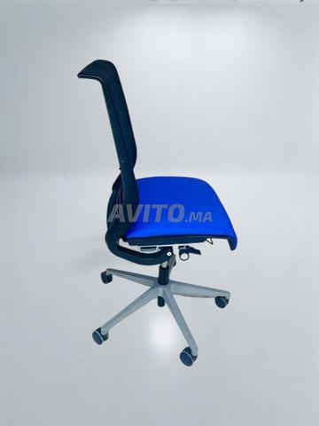 Chaise à roulette Steelcase thinks Bleu