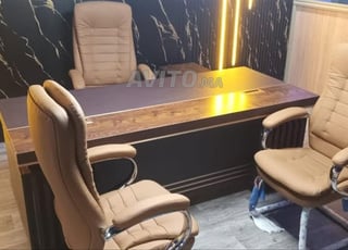 ✅ مكتب أنيق * كرسي مريح * خزانة عملية