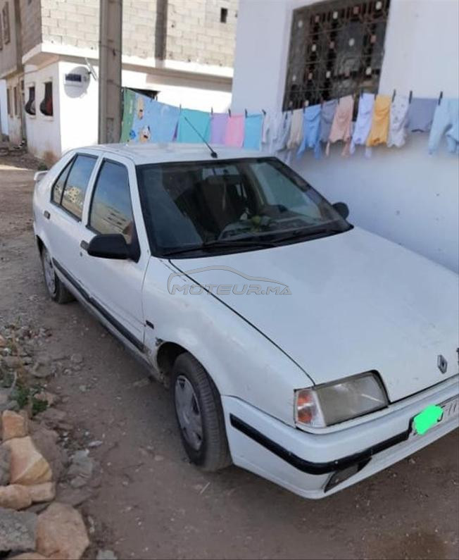 Renault R19 Essence Manuelle 1990 à Agadir