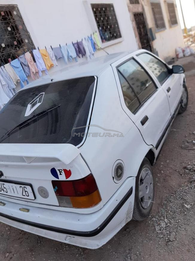 Renault R19 Essence Manuelle 1990 à Agadir