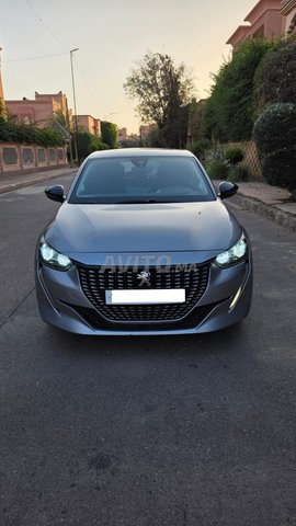 Peugeot 208 Diesel Manuelle 2022 à Marrakech