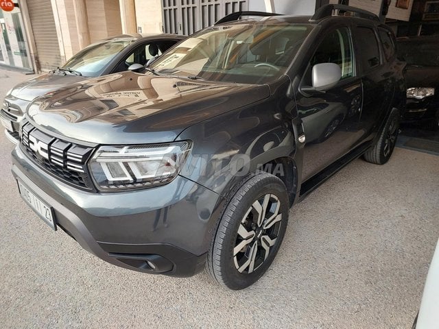duster etat neuve 