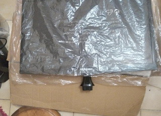 un petite télé en très bon état. 