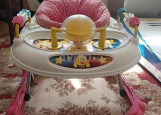 مشاية للأطفال 