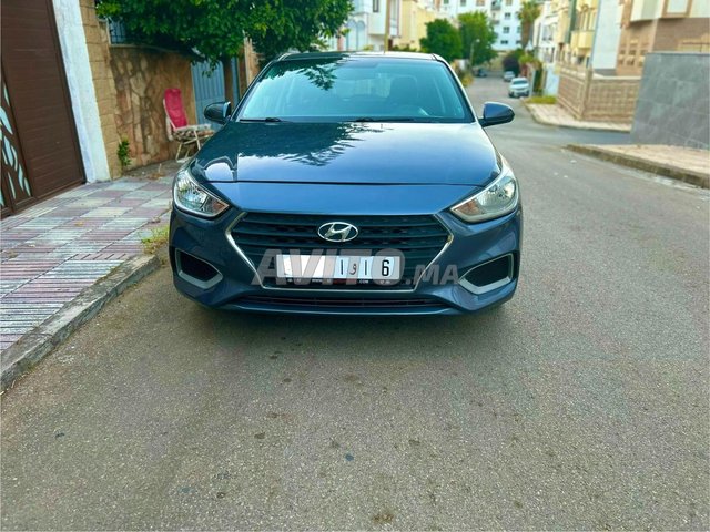 Hyundai  accent  automatique  possible  reprise 