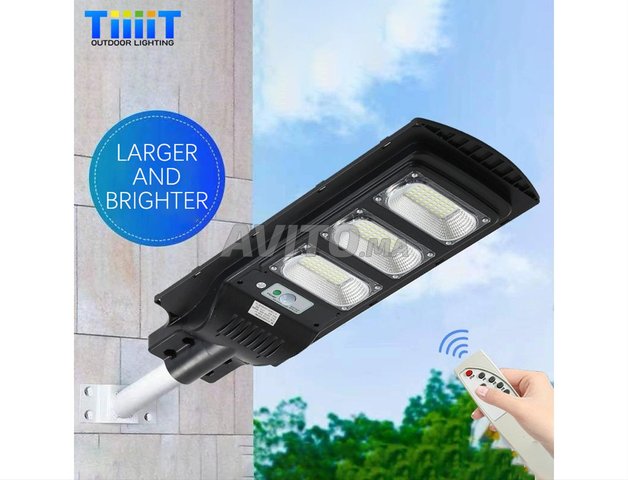 Lampadaire Projecteur solaire 300W إضاءة قوية 