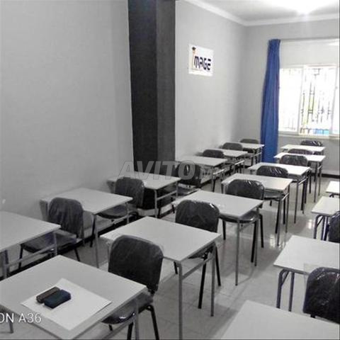  أثاث مدرسي محلي الصنع بتصاميم عملية وجودة عالية