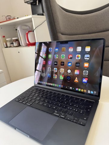 Macbook air m2 2022 8gb 500gb
