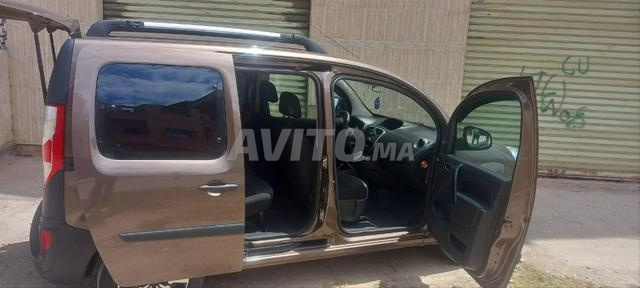 Renault Kangoo Diesel Manuelle 2021 à Bir Jdid - 2