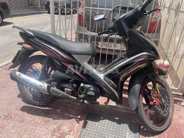 Moto sanya tzx