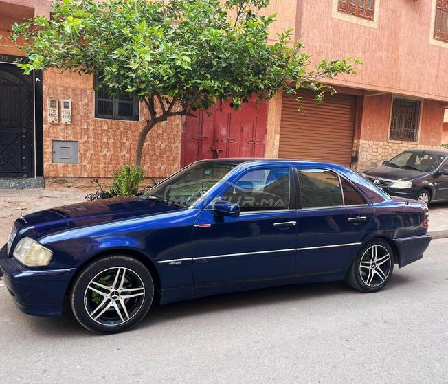 Mercedes-Benz220