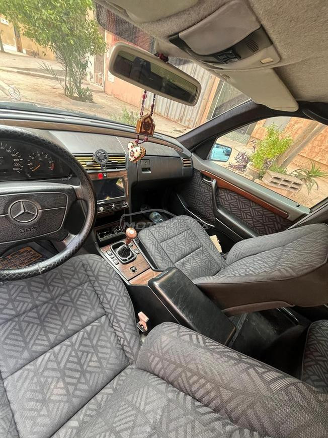 Mercedes-Benz220