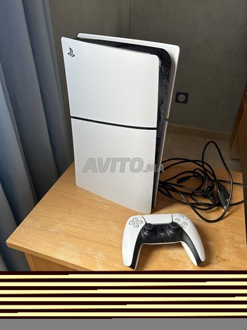 Ps5 slim digital comme neuve 