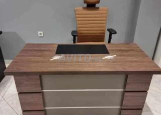 Mobilier de Bureau Design avec Rangements Intégrés